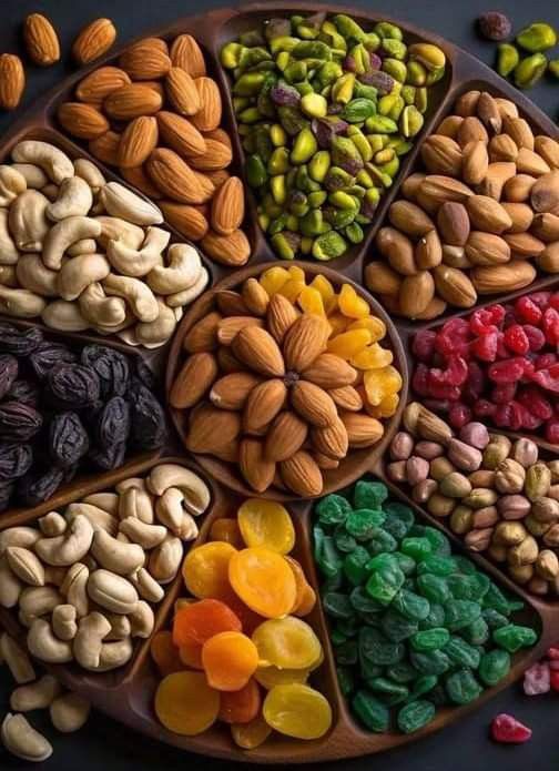 CHOCLATE & DRY FRUITS BOX