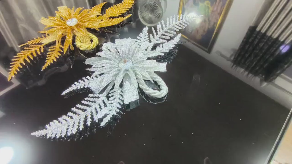 Bunch golden silver