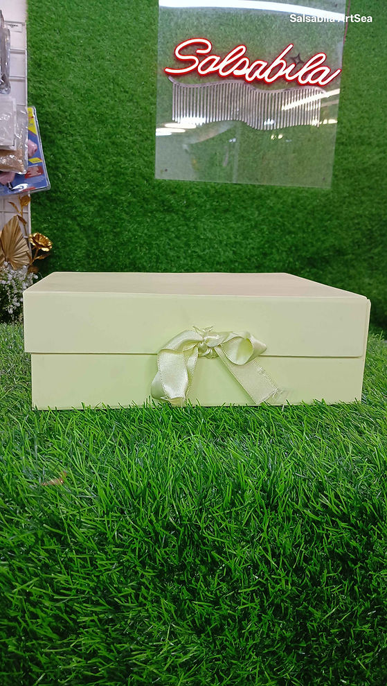 Plain ribbon trunk collapsing hamper box