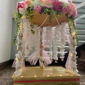 Standing mandap
