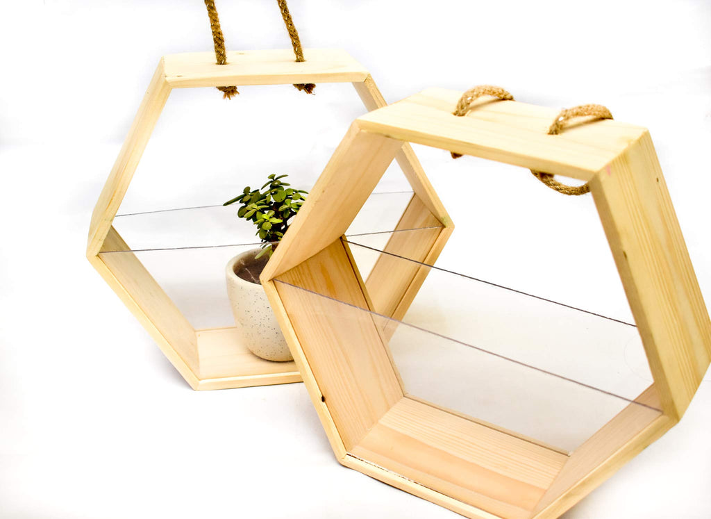 Wooden pinewood basket
