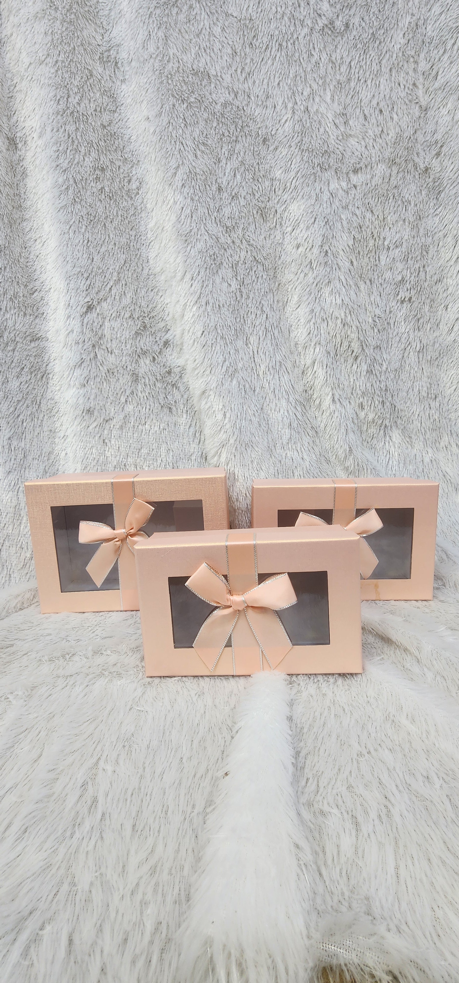 Rectangle Luxe Window Hamper Box