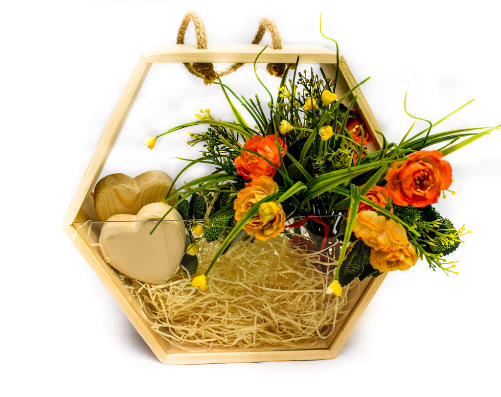 Wooden pinewood basket