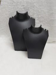 Neck stand for jewelry