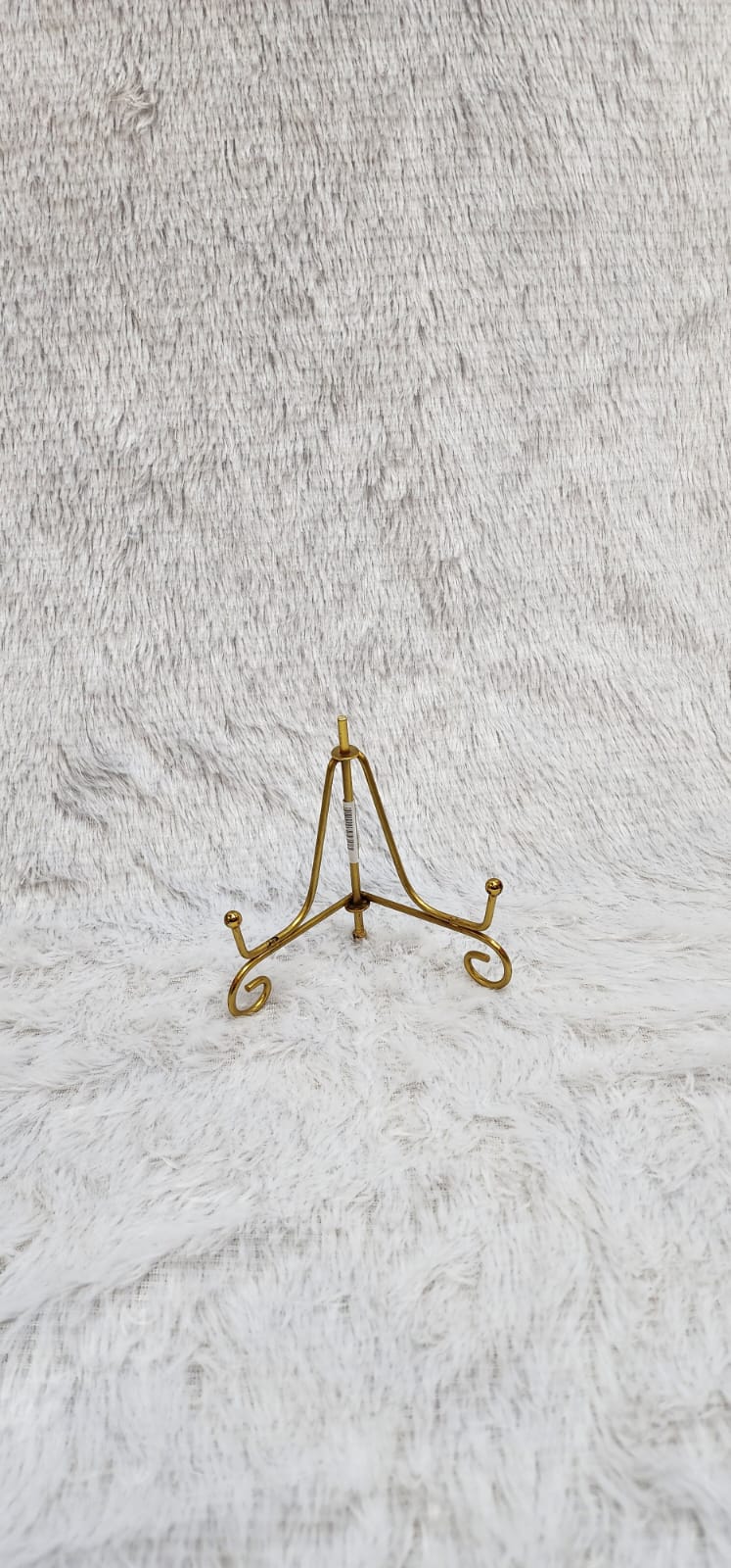 Golden Metal Resin And Photo Frame Foldable Stand