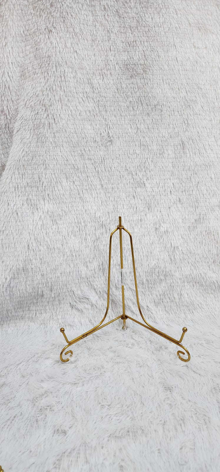 Golden Metal Resin And Photo Frame Foldable Stand