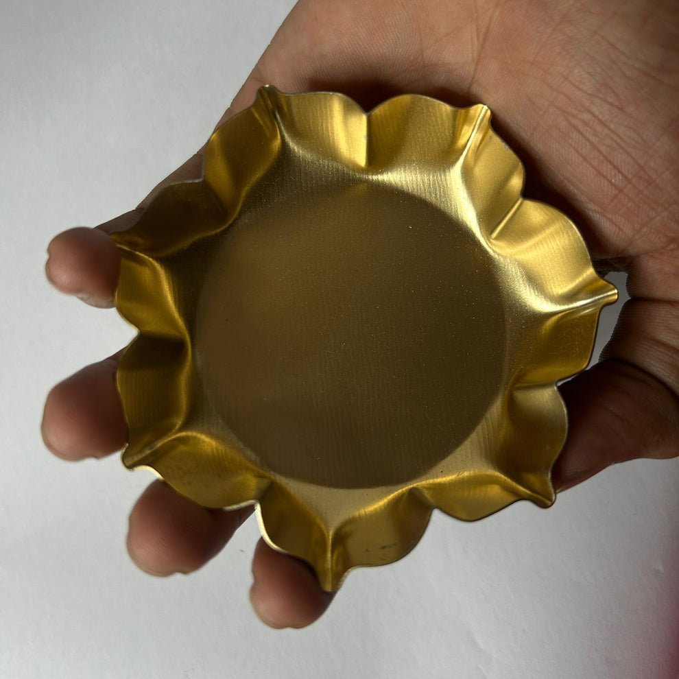 Lotus metal urli