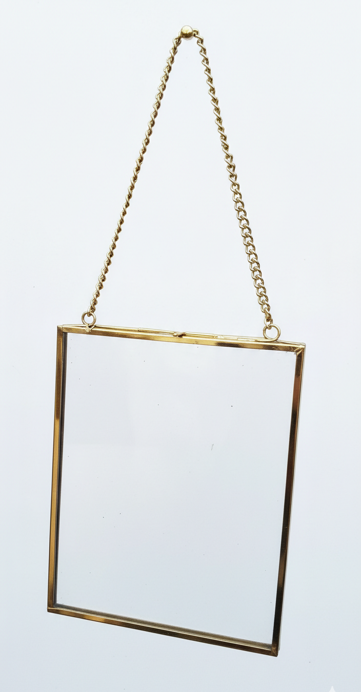 Hanging Metal Glass Frame