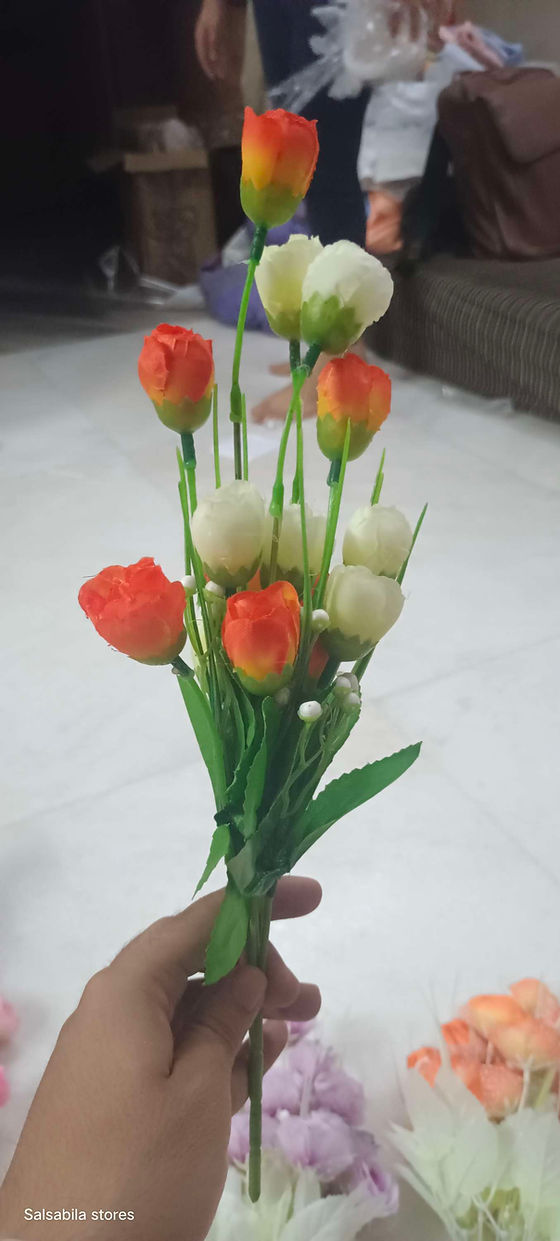 Small roses Lilly bunch