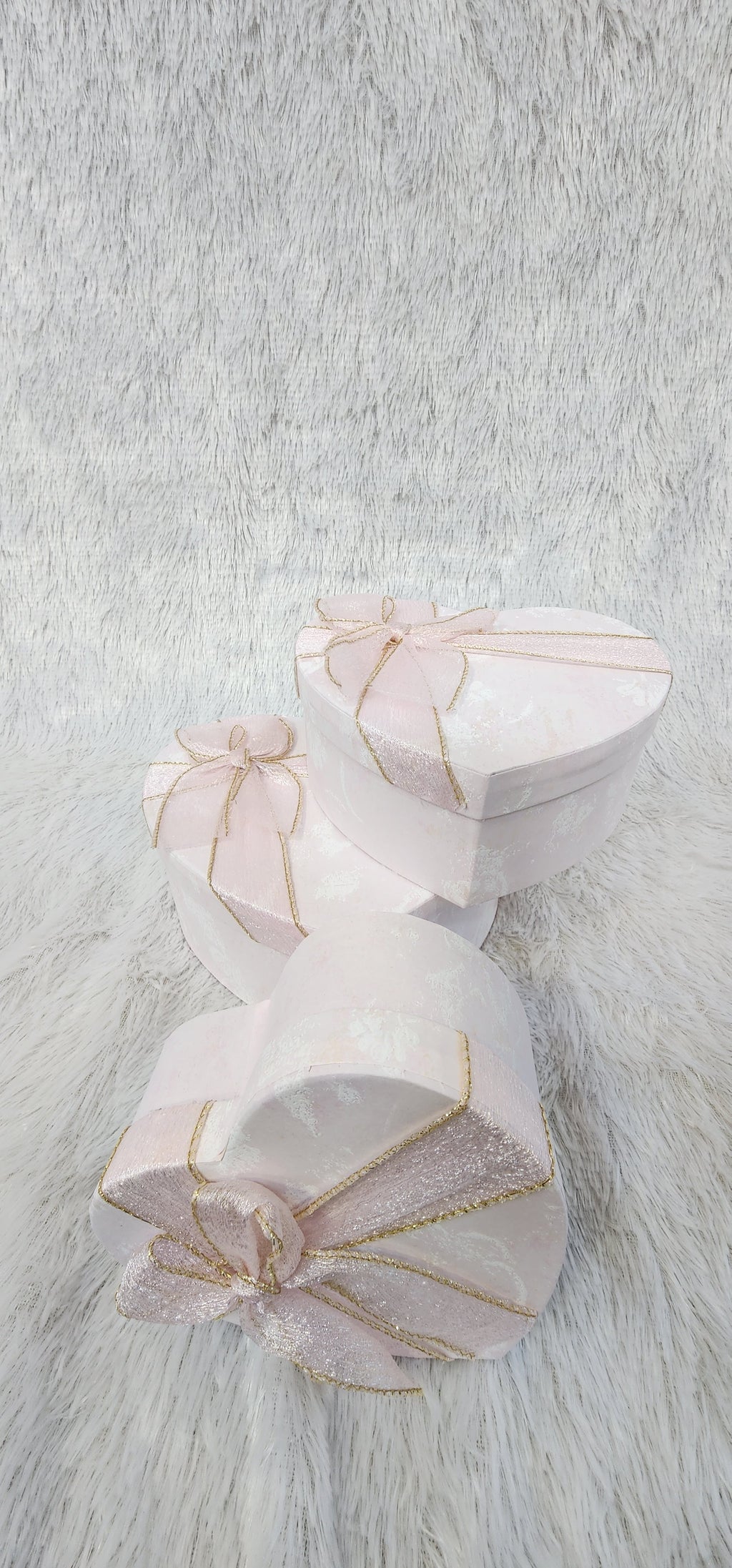 Premium box with Organza ribbon bow