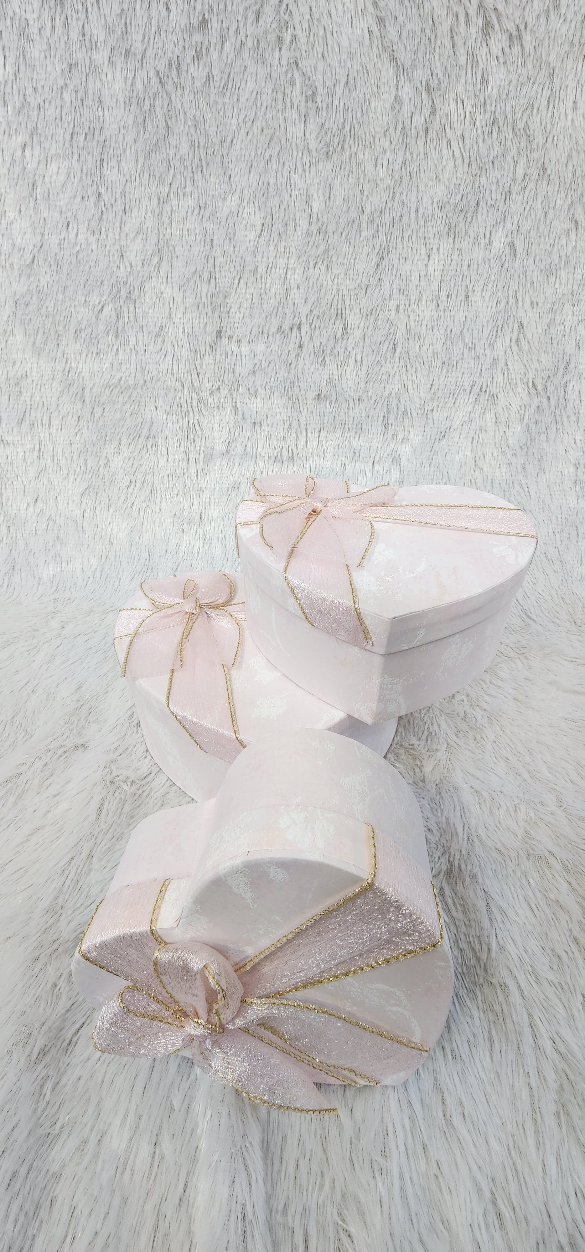 Premium box with Organza ribbon bow