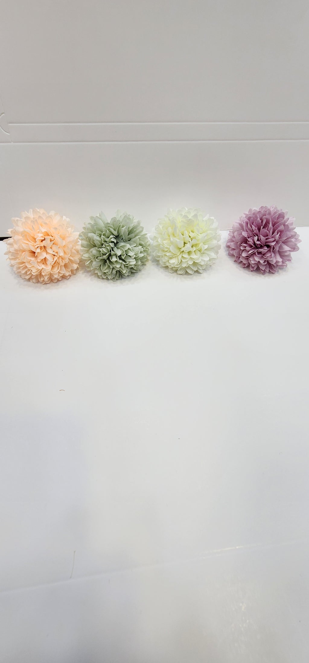 Pom pom flower for decoration