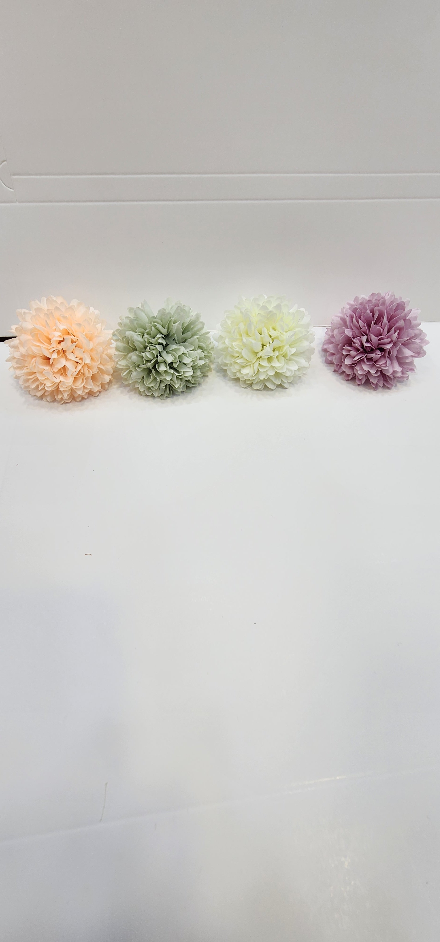 Pom pom flower for decoration