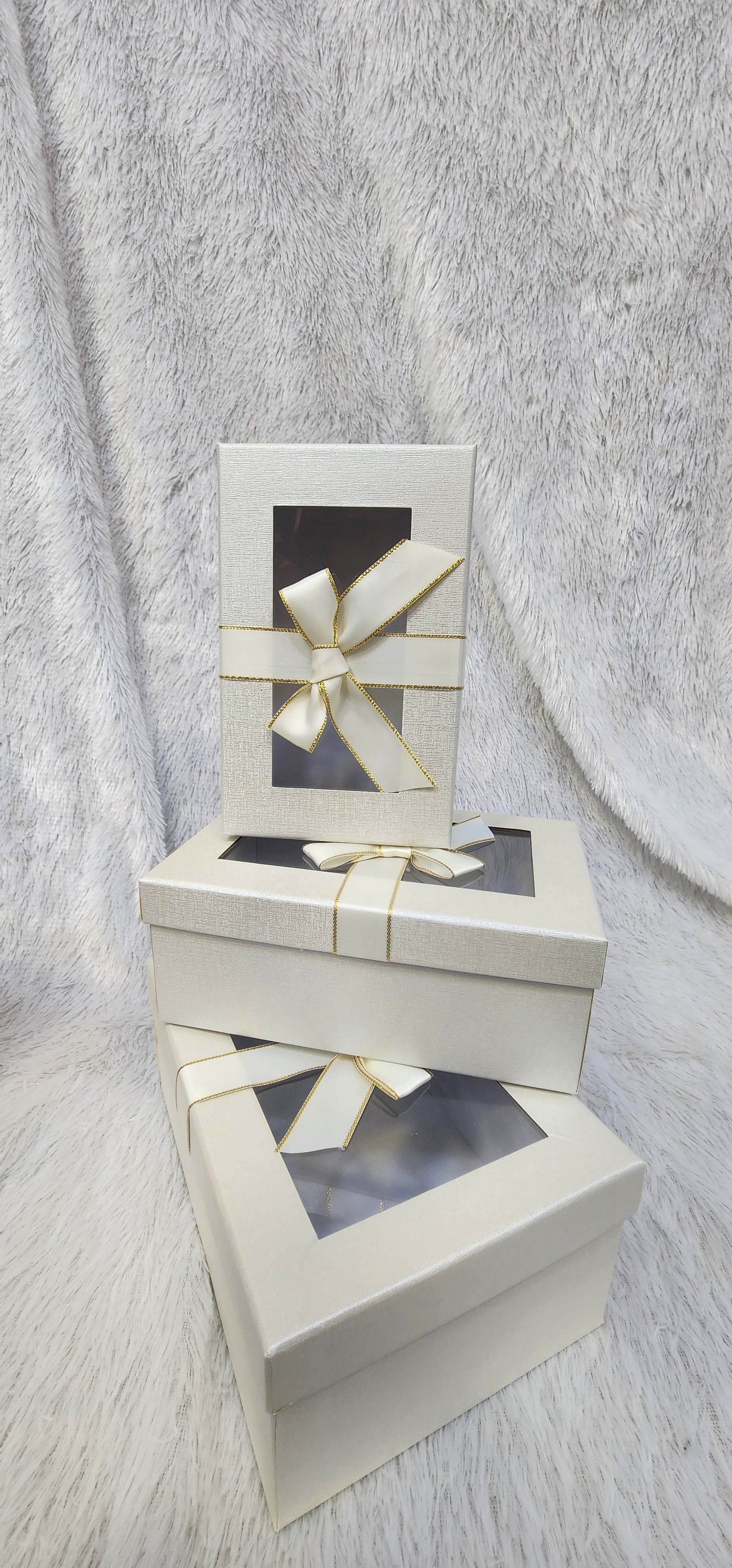 Rectangle Luxe Window Hamper Box