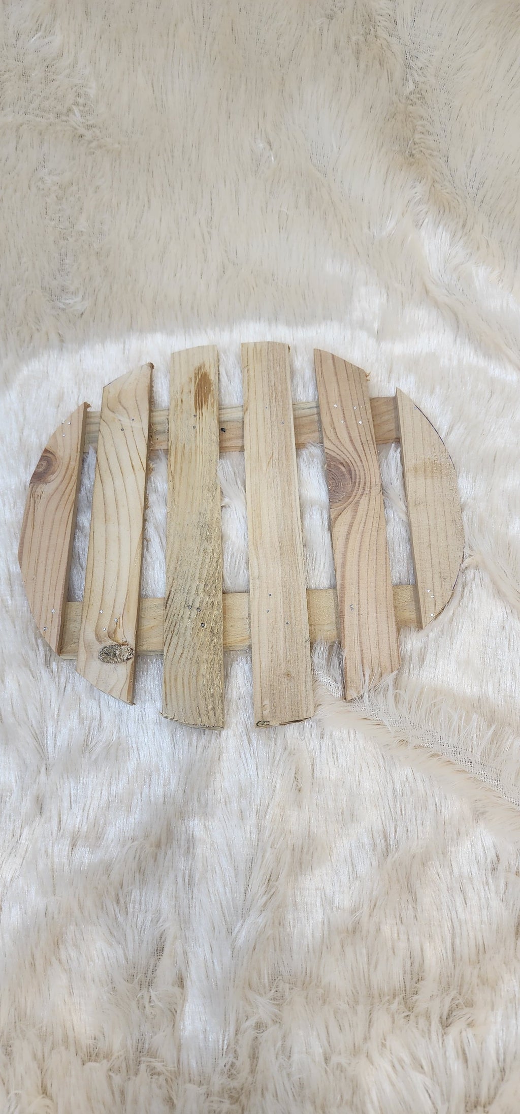 Circular wooden tray