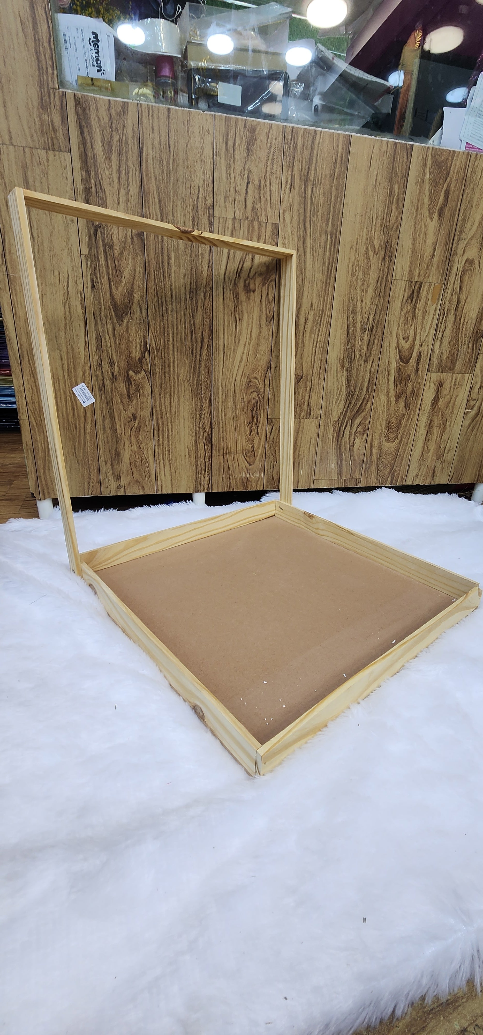 Vertical Decoration Hanger Tray