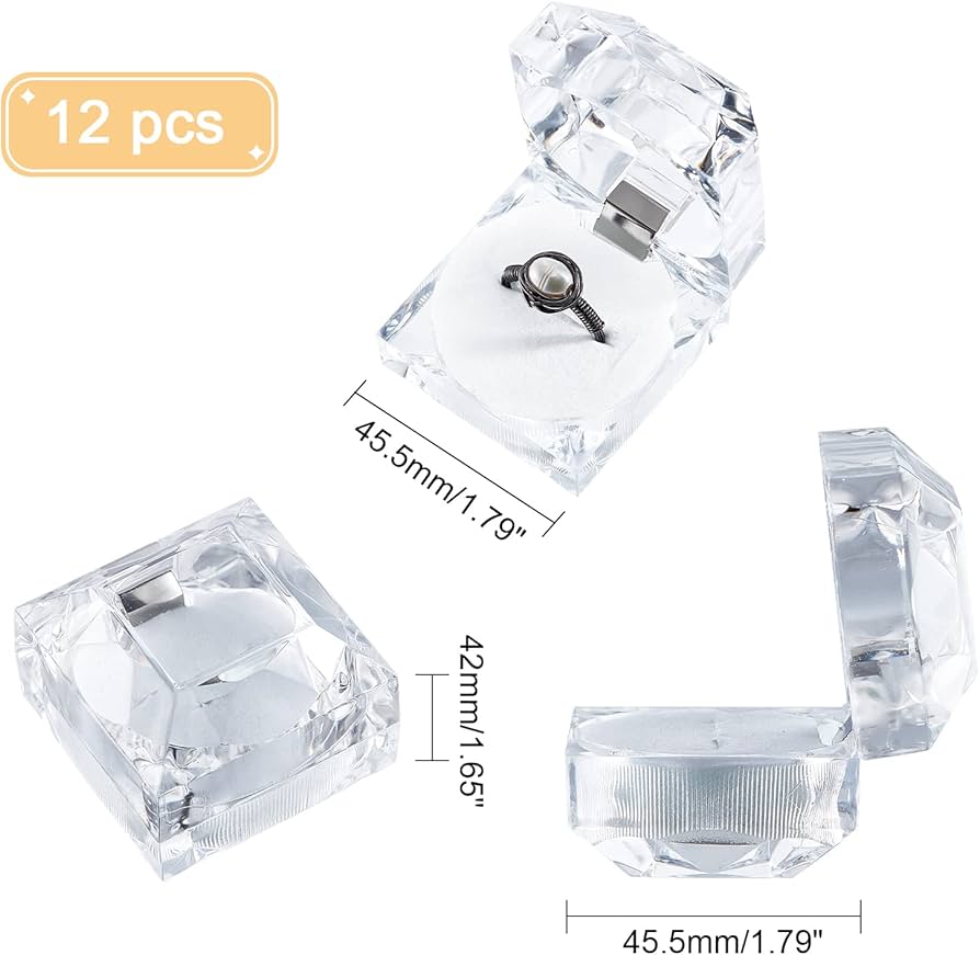 Transparent ring holder