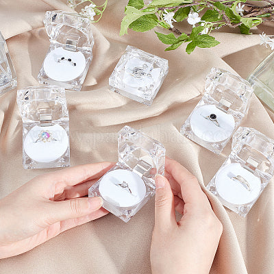 Transparent ring holder