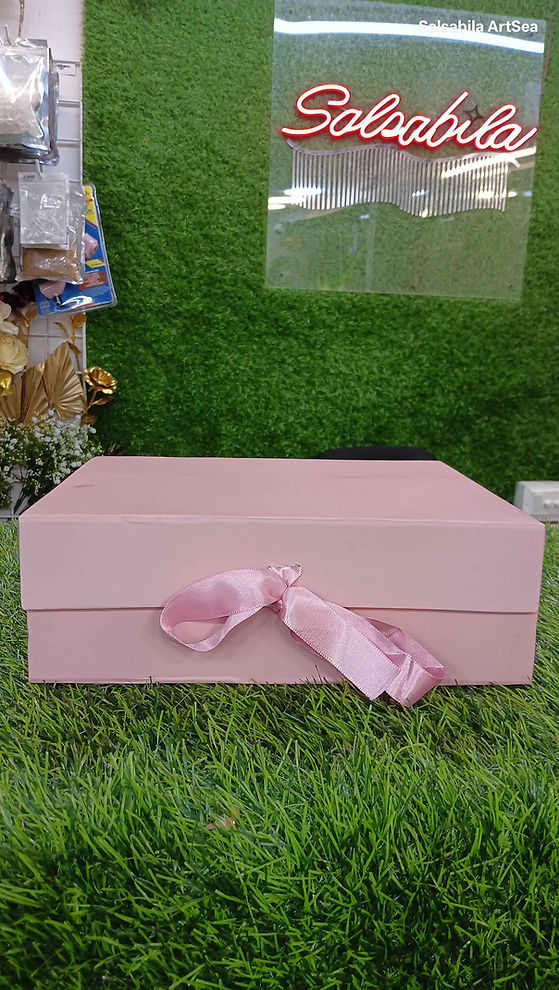Plain ribbon trunk collapsing hamper box