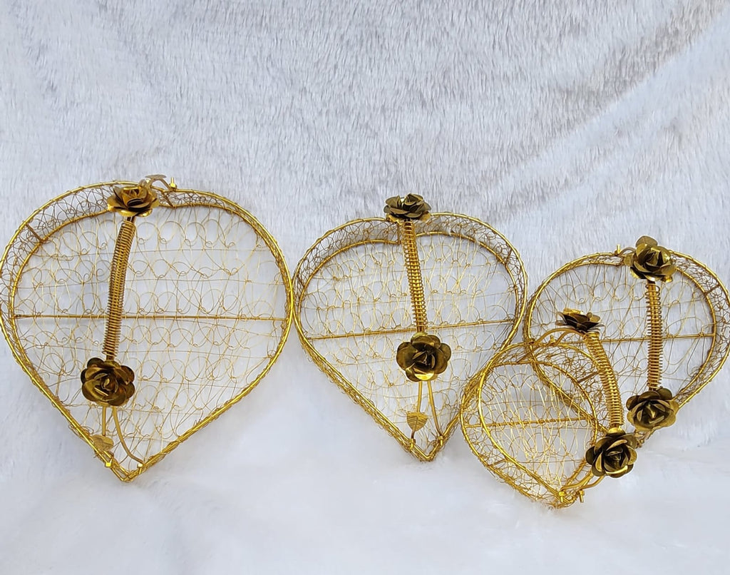 Decorative Gold Metal Wire Hamper Basket