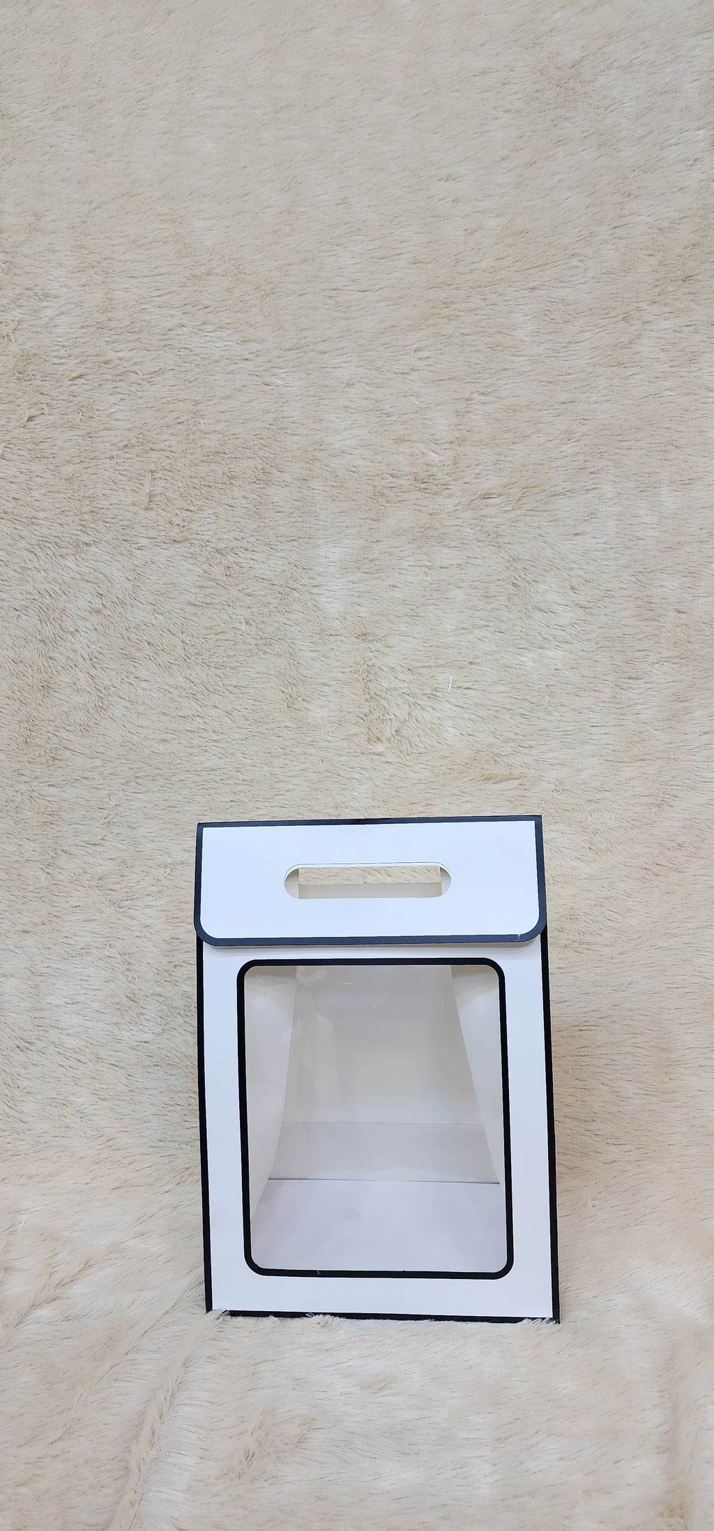 Window paper gift bag