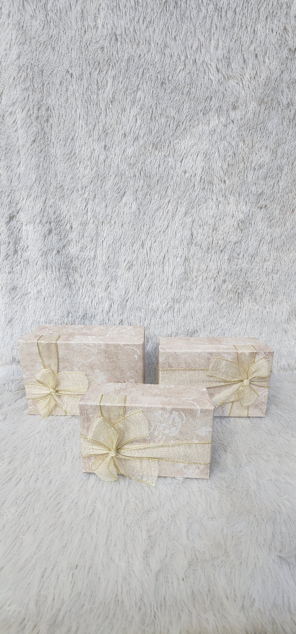 Organza ribbon bow box
